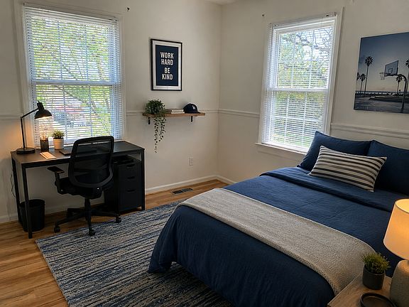 4th image of 114 Southampton Ct #1