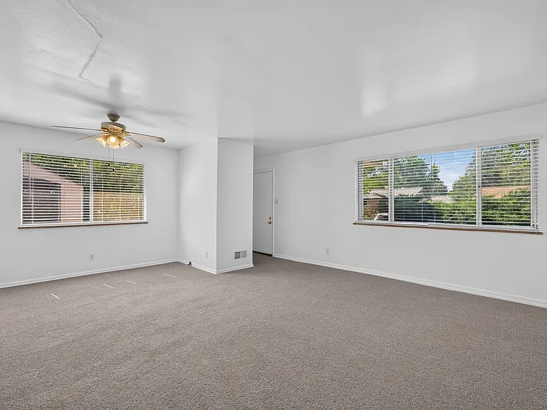 6810 W Mexico Dr — Photo 12