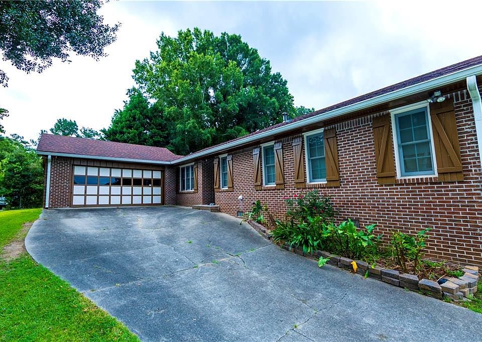 1st image of 3401 Rae Pl