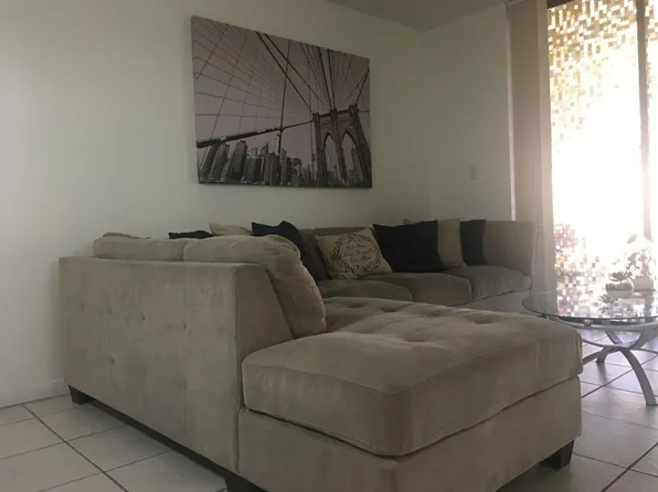 8335 SW 151st Ave, Miami, FL 33193