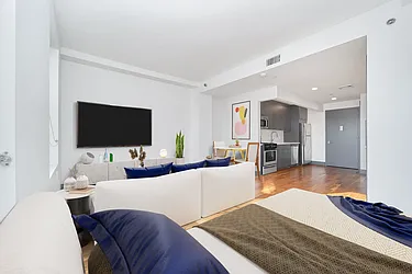 Rented by Living New York