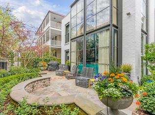 107 King St, Charleston, SC 29401