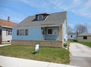 122 N 1st St, Manistique, MI 49854