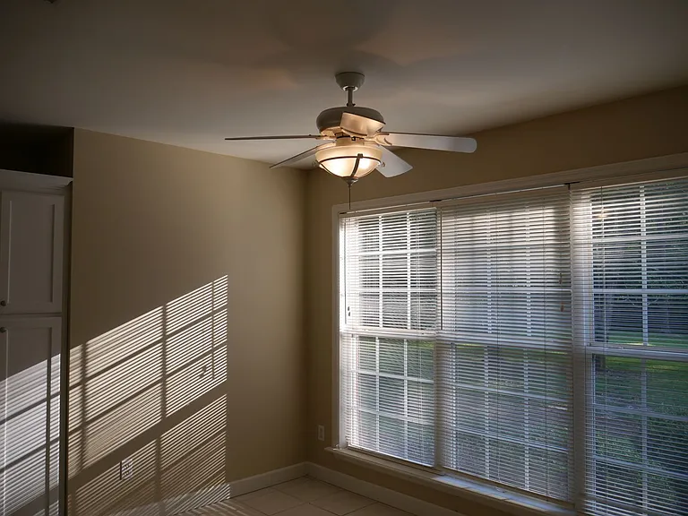 4906 Timberwood Dr — Photo 12