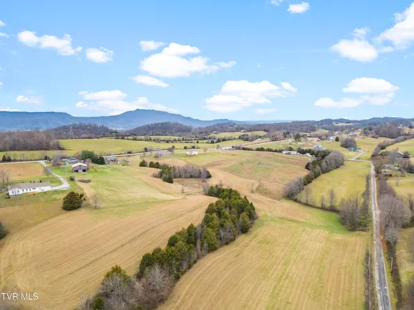 Stewart Rd, Chuckey, TN 37641