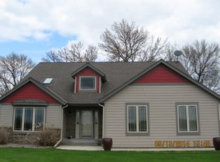 111 W 240th St, Jordan, MN 55352