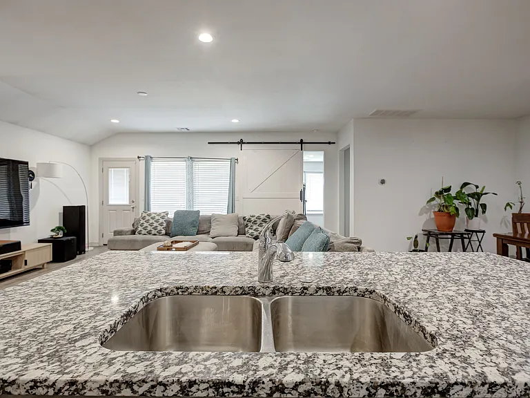 14701 Travertine Falls Ln — Photo 13