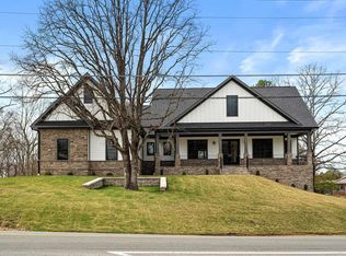 14801 Compton Rd, Centreville, VA 20121