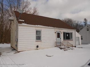 11 Brook Ln, Spring Brook Township, PA 18444