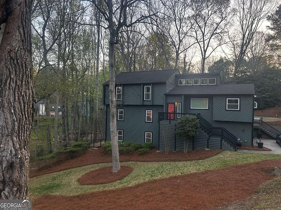1st image of 125 Brier Ct