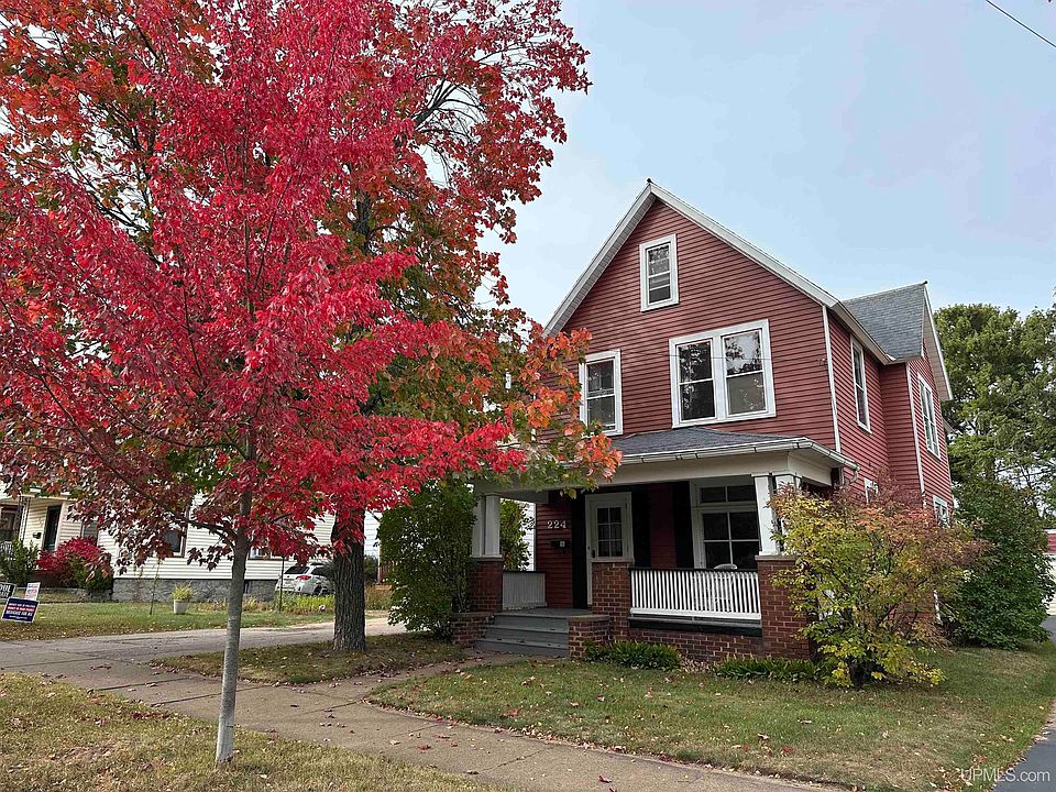1st image of 224 W Hewitt Ave
