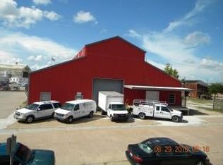 87 Main Ave, Orange, TX 77630