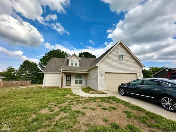 50 James Devaughn Dr, Paragould, AR 72450