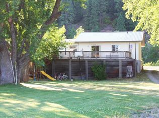 1206 Riverdale Dr, Saint Maries, ID 83861