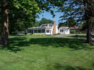 307 N Jackson St, Morrison, IL 61270