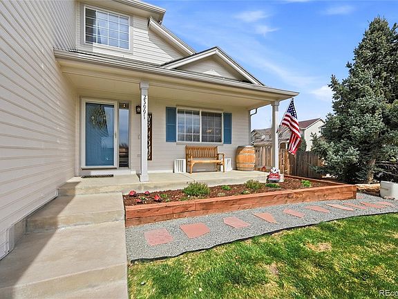 5th image of 23991 Glenmoor Way