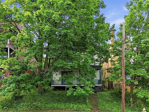 3rd image of 538 E 9th Ave