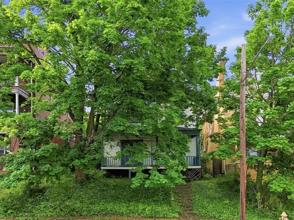 538 E 9th Ave, Homestead, PA 15120