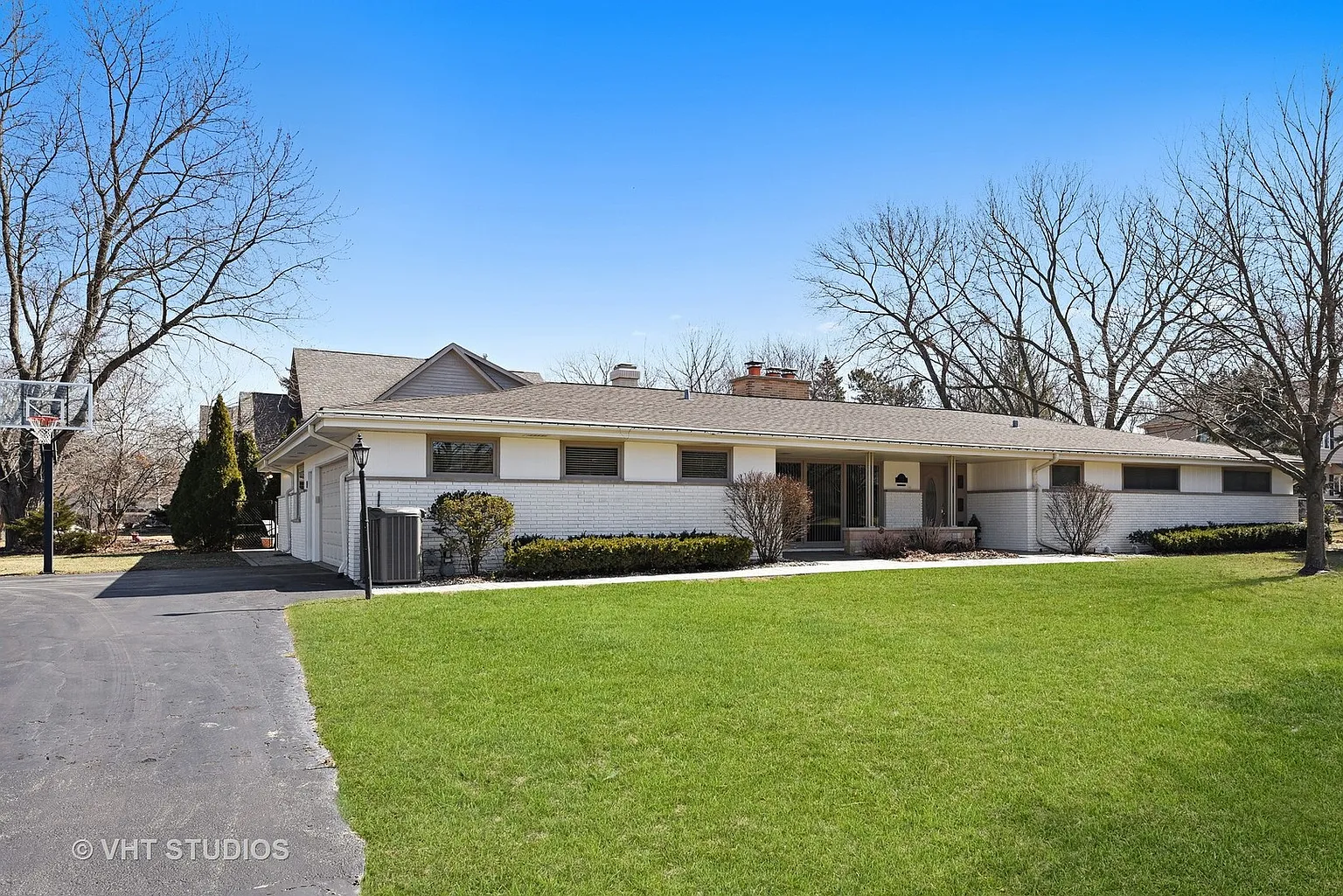 7801 Dana Way photo 1