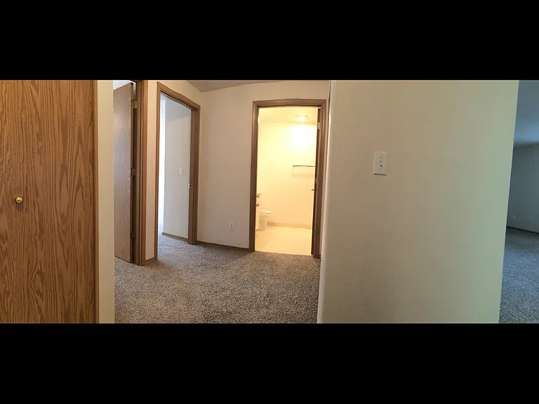 1720 NE 112th St #8 — Photo 3
