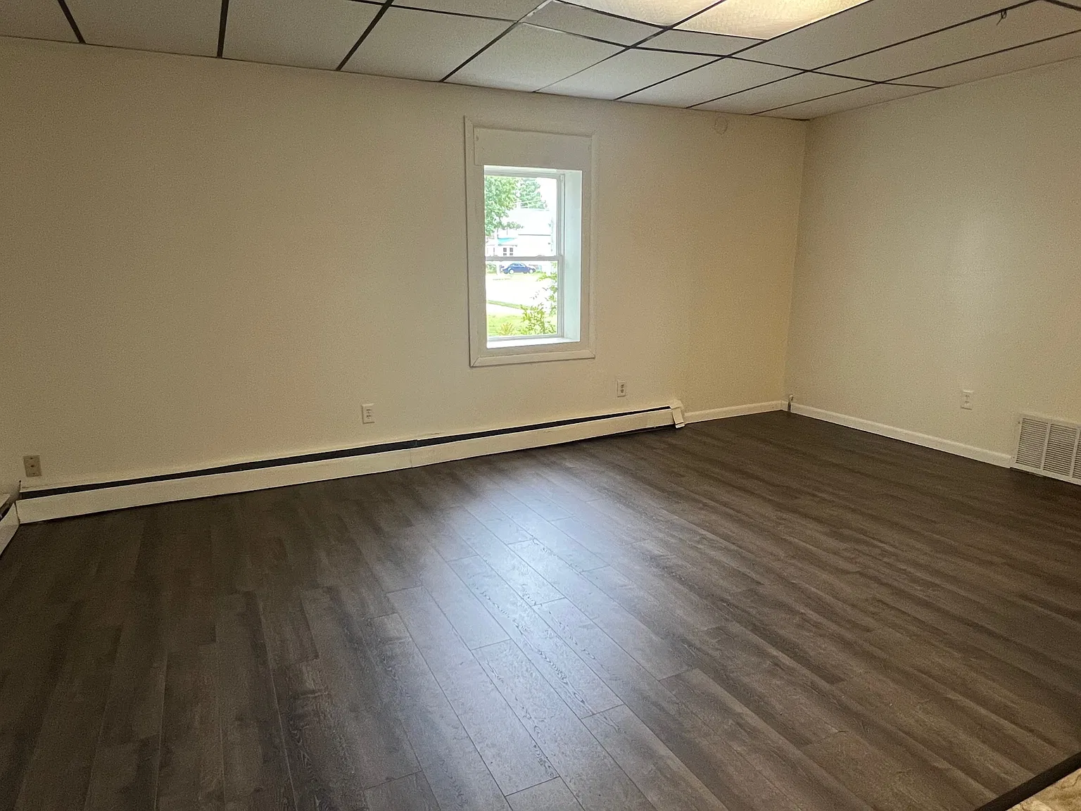 2 bed, $900 — Photo 3