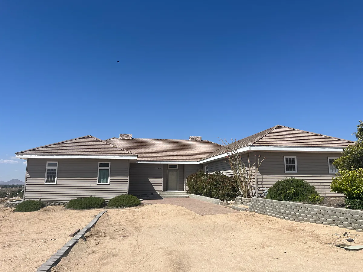 Building Photo - 21972 Ocotillo Way