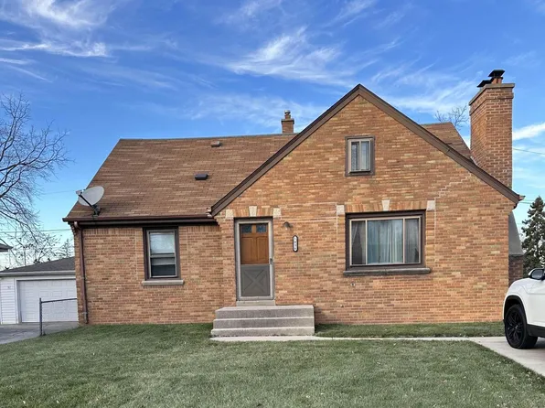 1036 East Whitaker COURT, Milwaukee, WI 53207