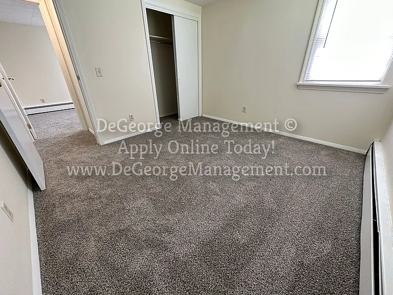 Walworth Garden Apartments — Photo 113