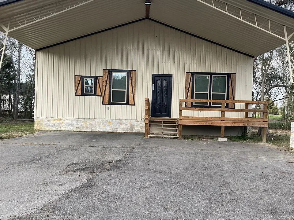 4384 County Road 197