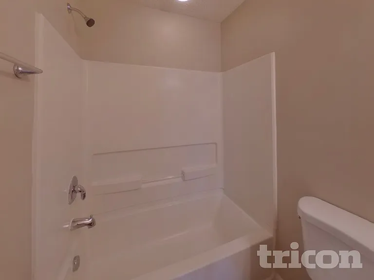 164 Pacific Ave — Photo 16