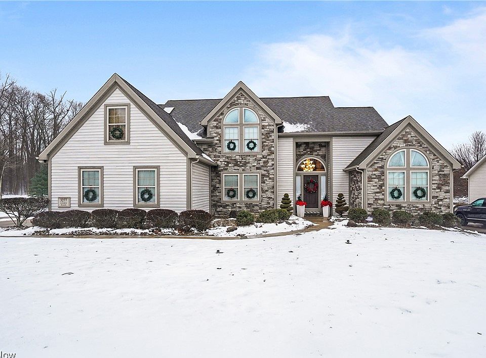 1st image of 3277 Linden Pl