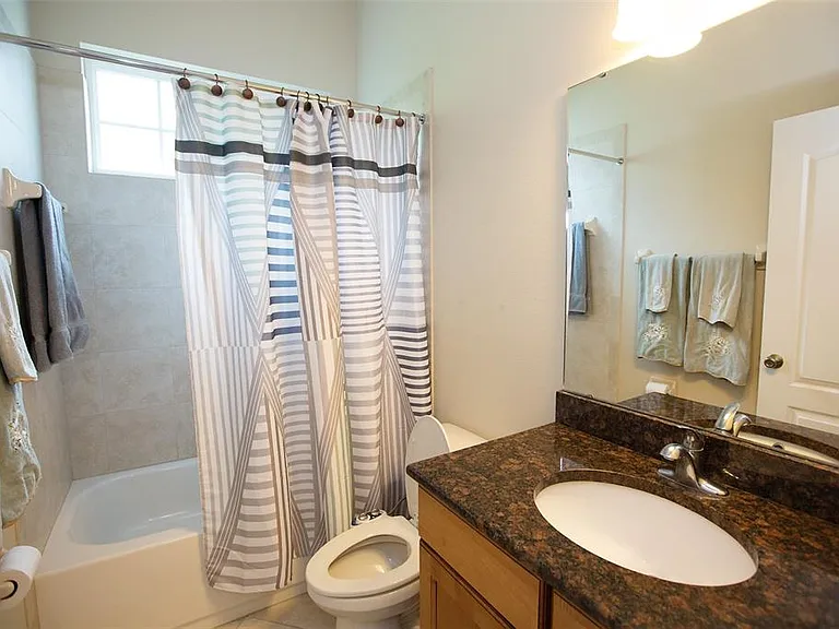 7440 SW 80th Dr — Photo 22