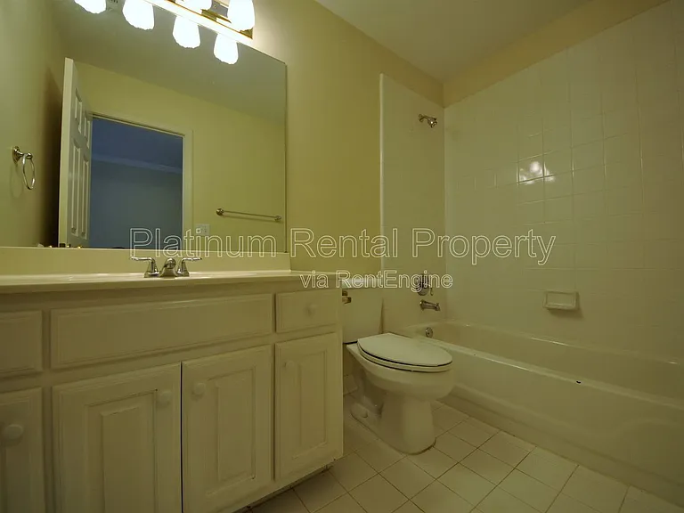 7115 Red Fox Ln — Photo 35