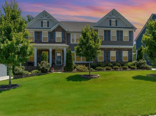 4386 Oldstone Dr, Harrisburg, NC 28075