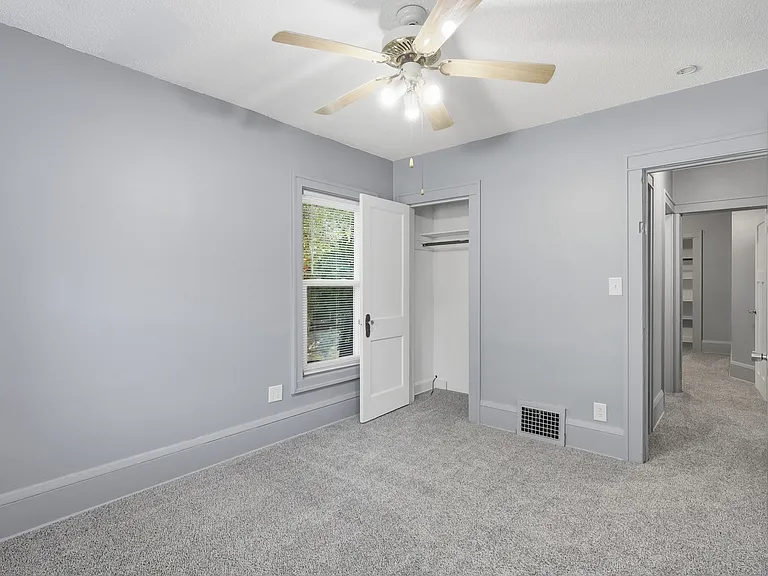 936 Galtier St #1 — Photo 20