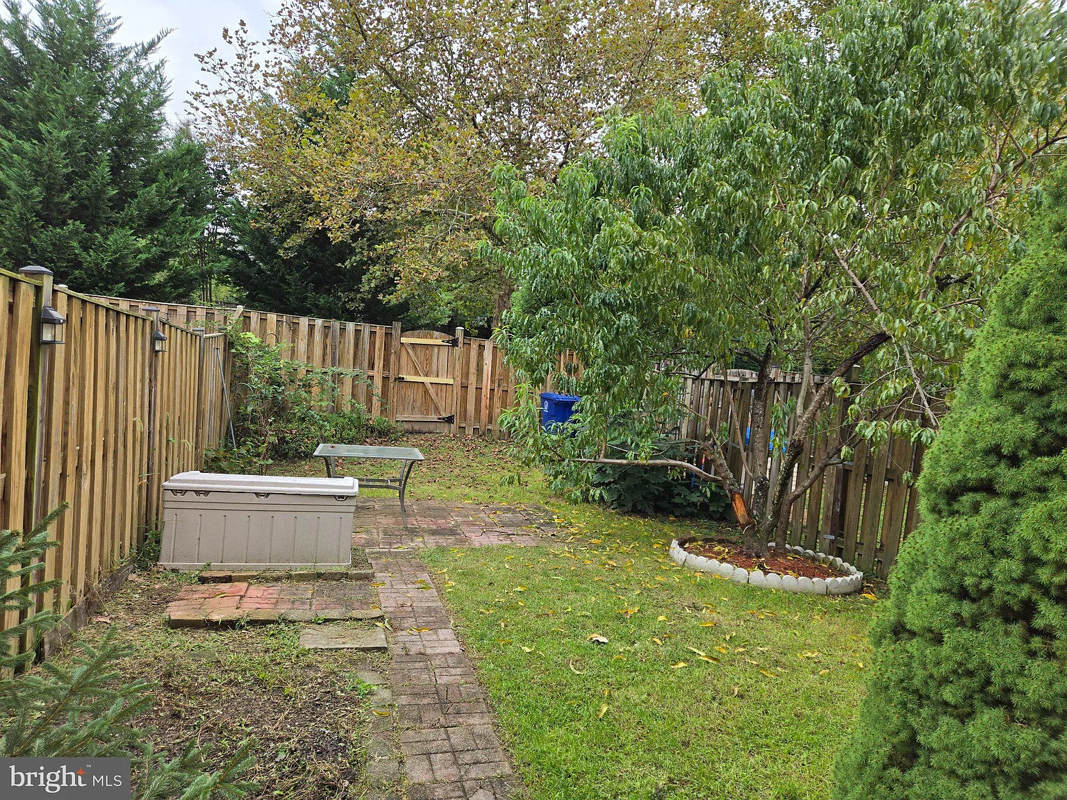 3 bed, 3.5 bath, 1840 sqft, $3,000 — Photo 4