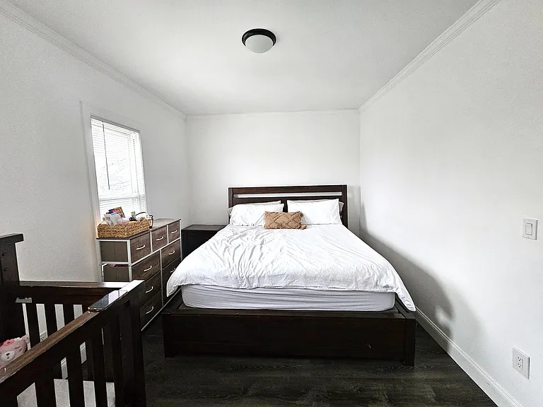 21 King St #2 — Photo 9