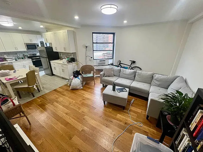 311 W 95th St #7A — Photo 3