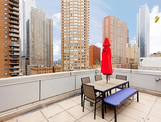 Rented by Douglas Elliman | media 22