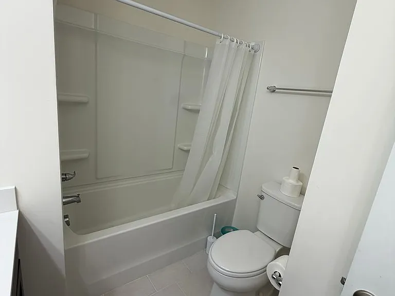 419 Trotters Ln — Photo 5