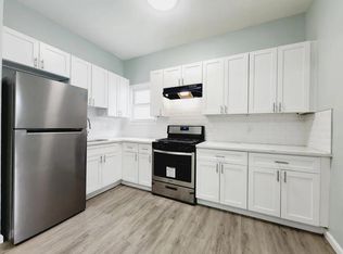 176 Bayview Ave #2A, Jersey City, NJ 07305