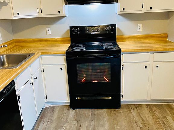 4th image of 3510 Georgian Ave #B