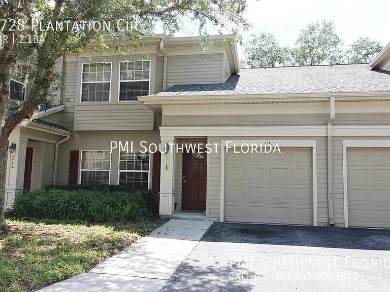 7728 Plantation Cir — Photo 1