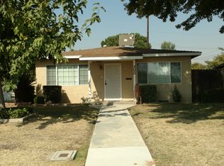 300 Circle Dr, Bakersfield, CA