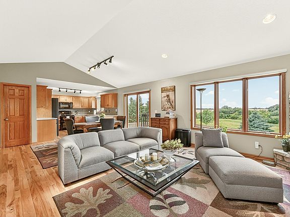 5th image of 3519 Odyssey Dr SW