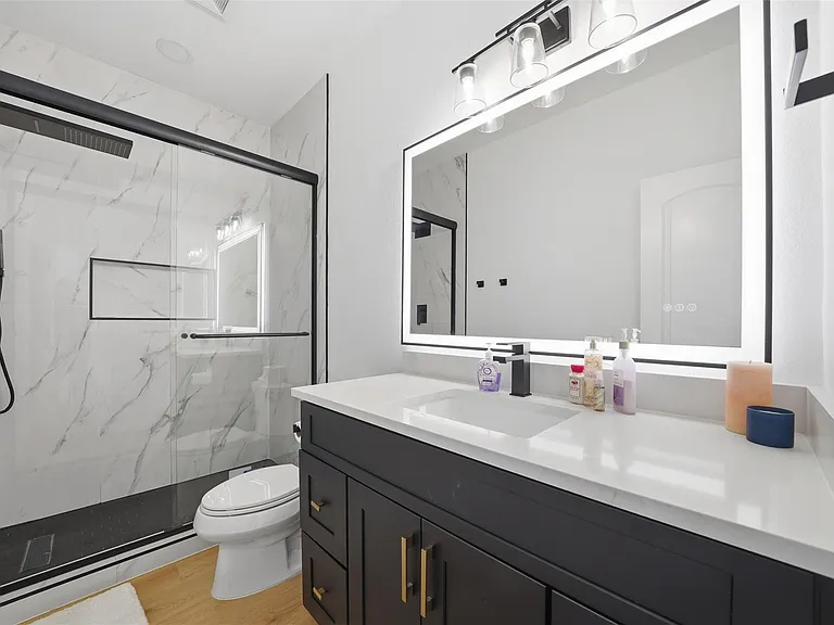 2229 Champions Corner Dr — Photo 30