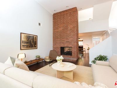 1172 Centinela Ave APT 5, Santa Monica, CA, 90403