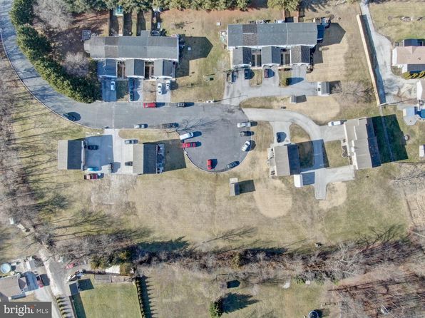 15 Hampton Dr, East Berlin, PA 17316