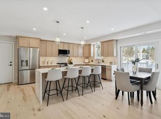 4979 Papa Blvd, Edgemont, PA