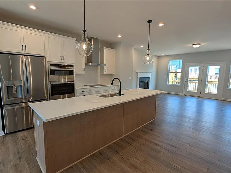 3053 Beacon Bend Xing — Photo 21